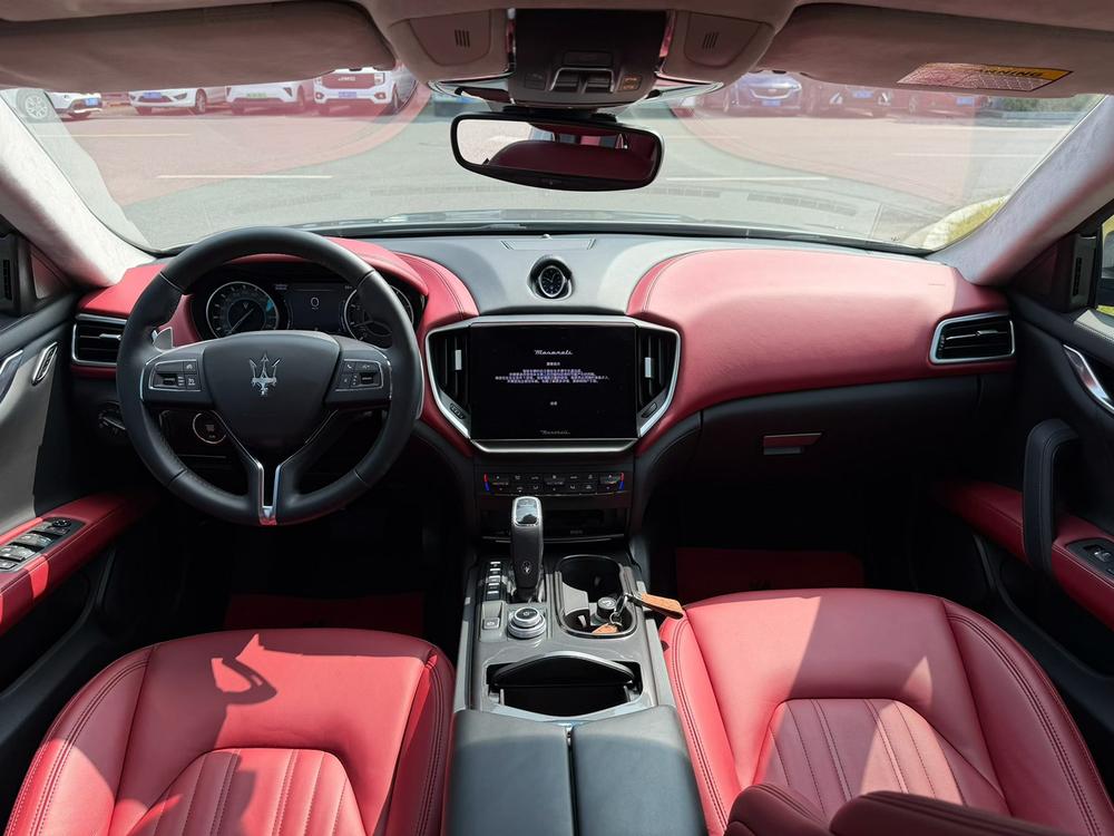 Maserati Ghibli