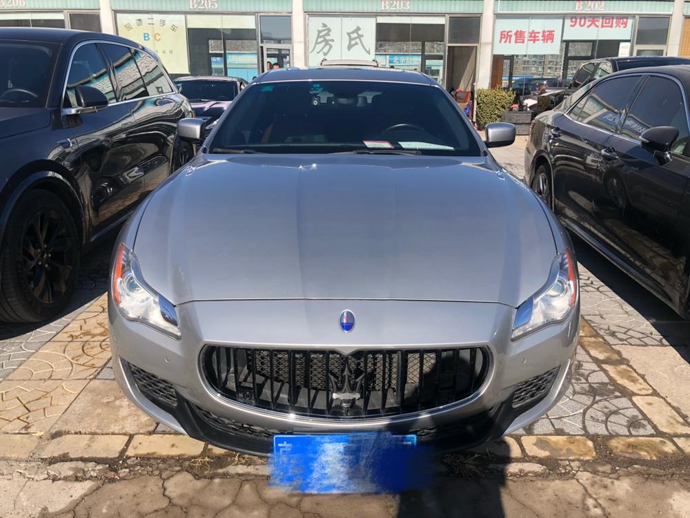 Maserati Quattroporte