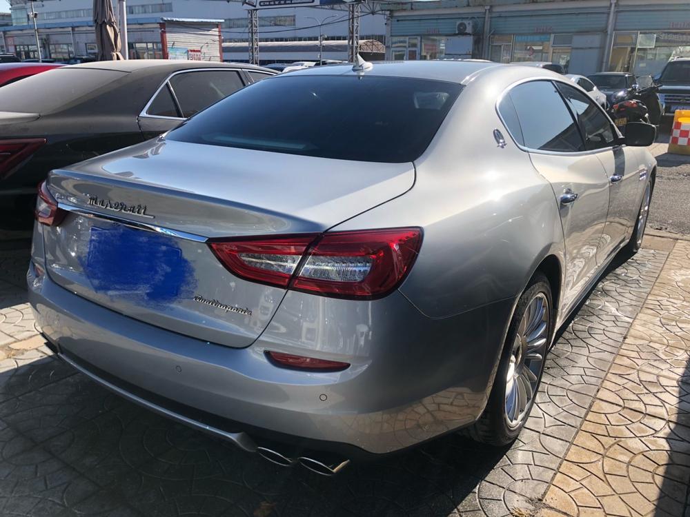 Maserati Quattroporte