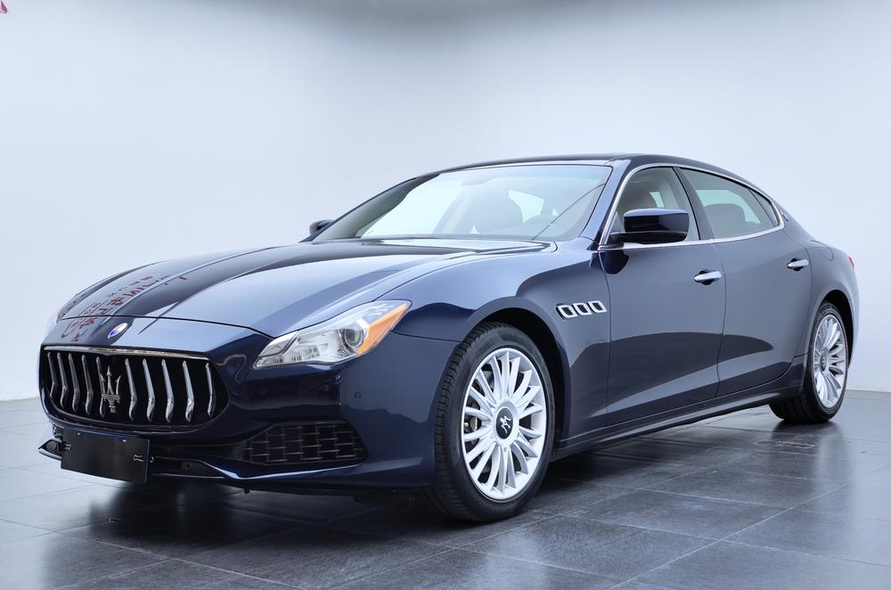 Maserati Quattroporte