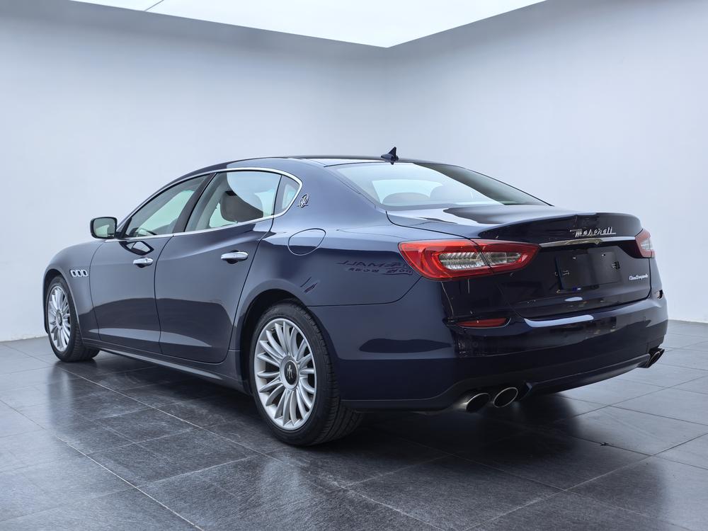 Maserati Quattroporte