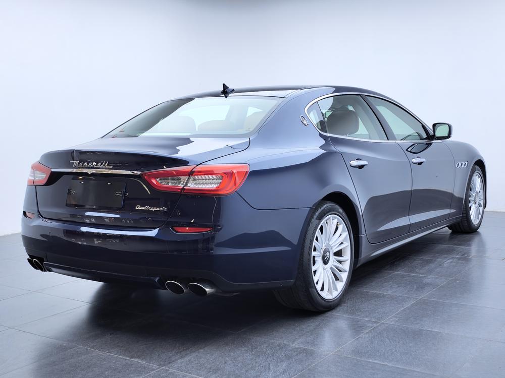 Maserati Quattroporte