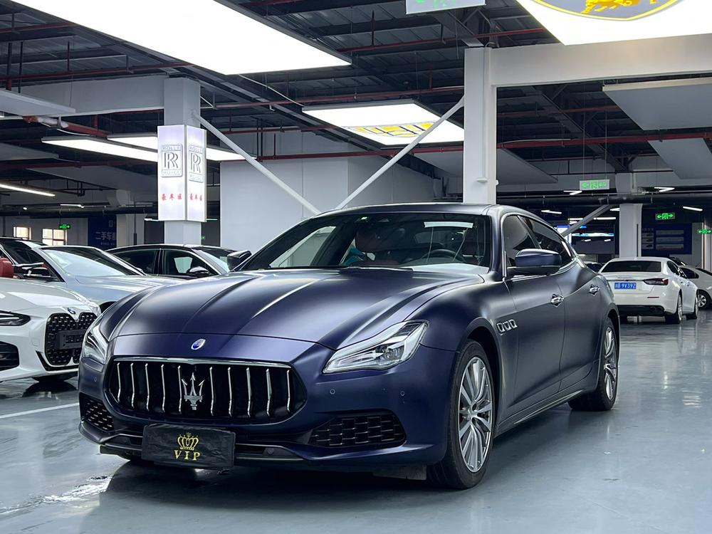 Maserati Quattroporte