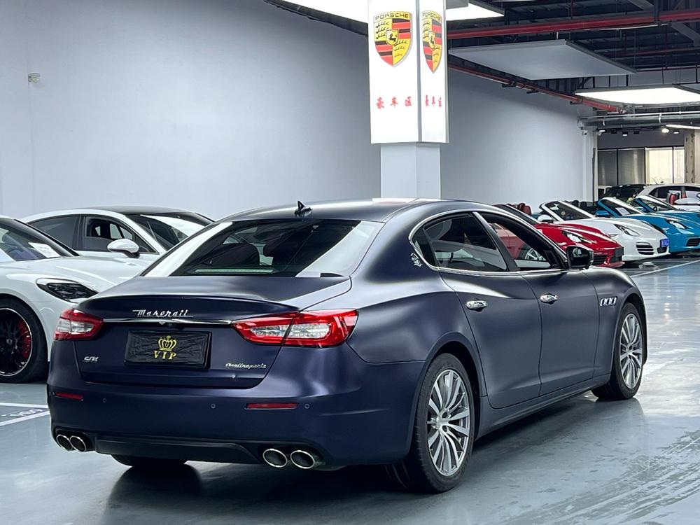 Maserati Quattroporte