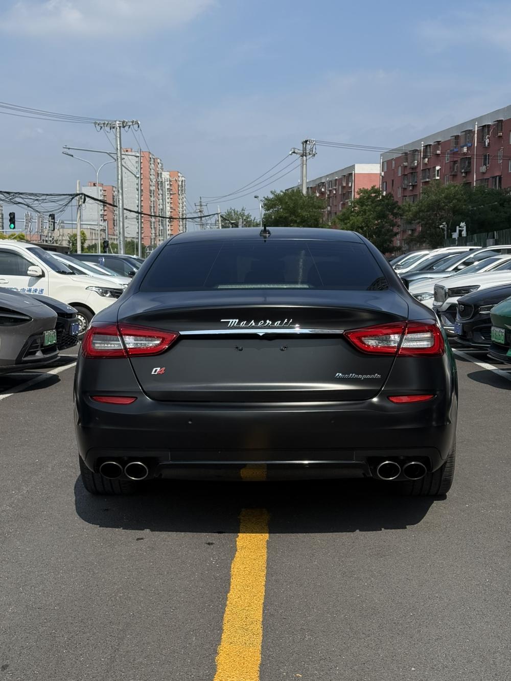 Maserati Quattroporte