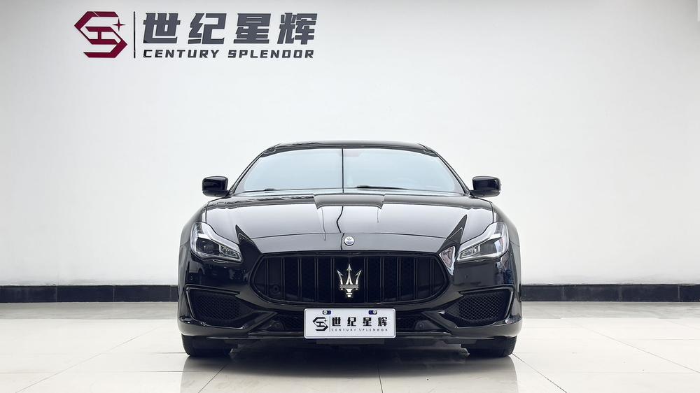 Maserati Quattroporte