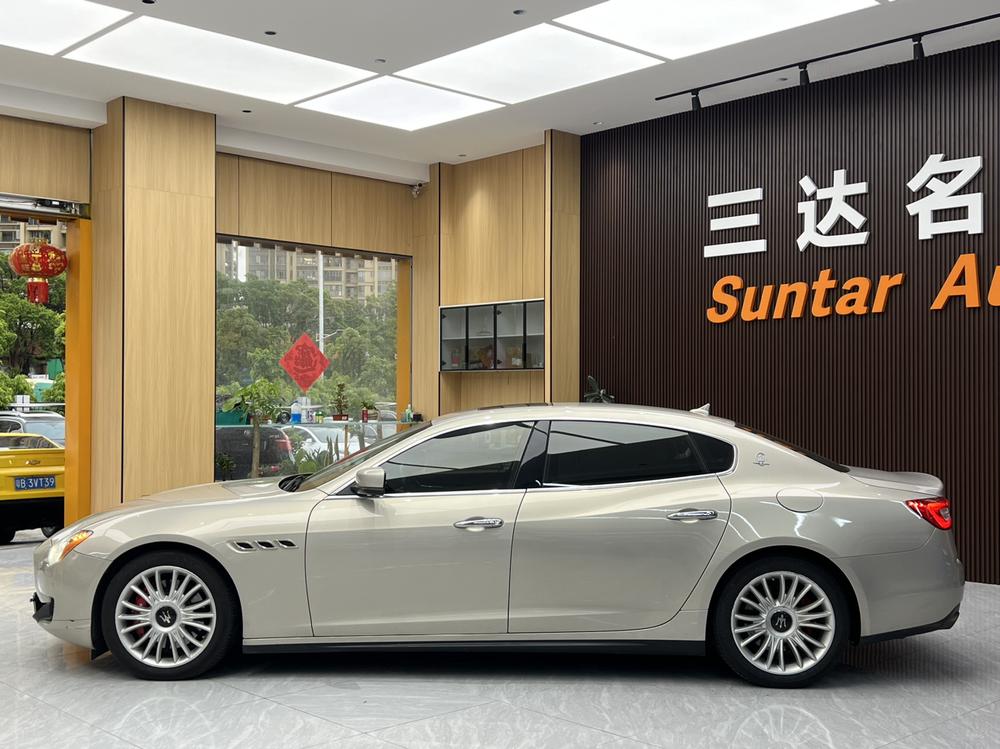 Maserati Quattroporte