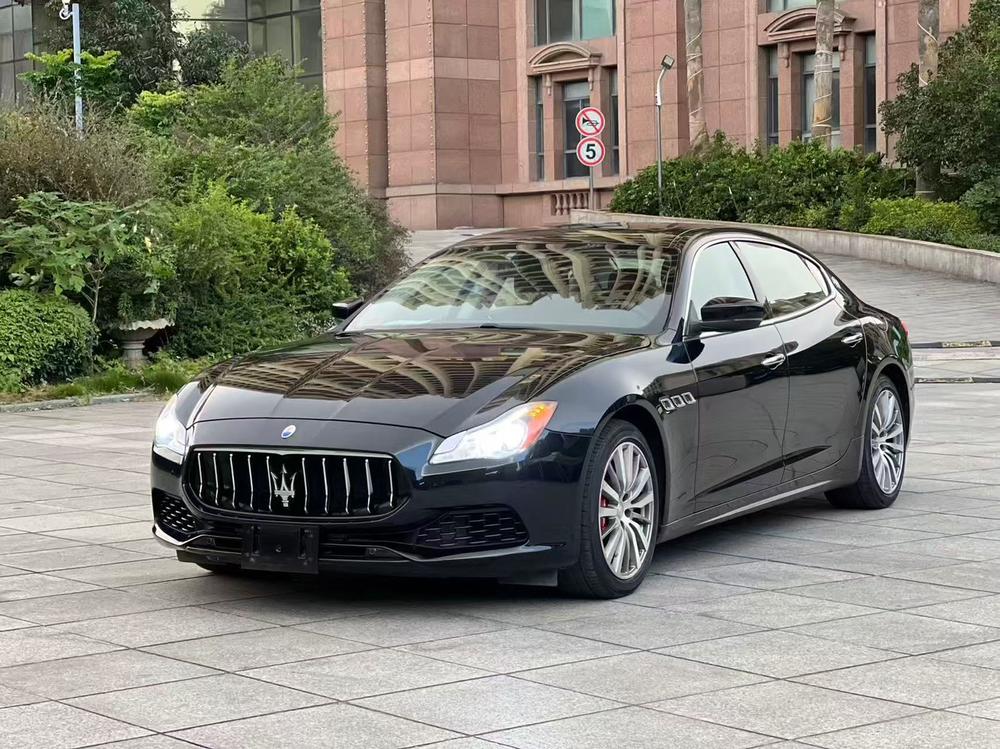 Maserati Quattroporte