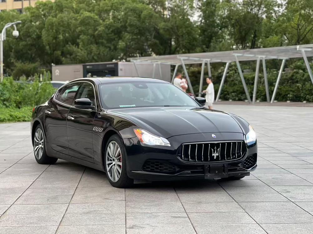 Maserati Quattroporte