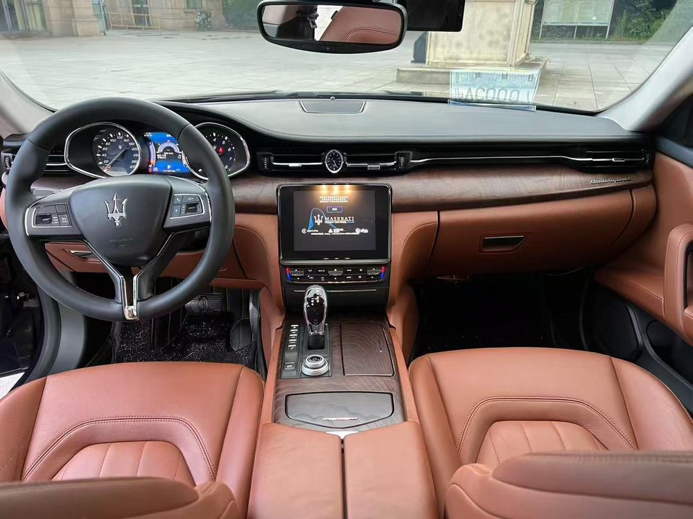 Maserati Quattroporte