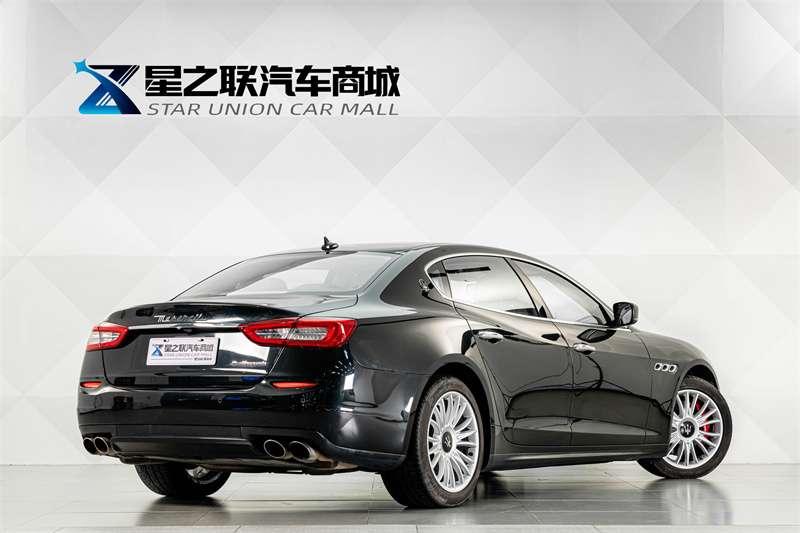 Maserati Quattroporte