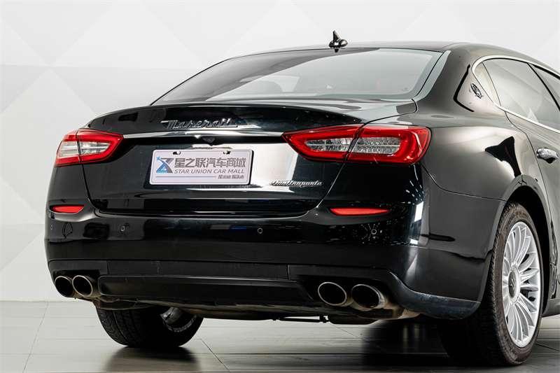 Maserati Quattroporte