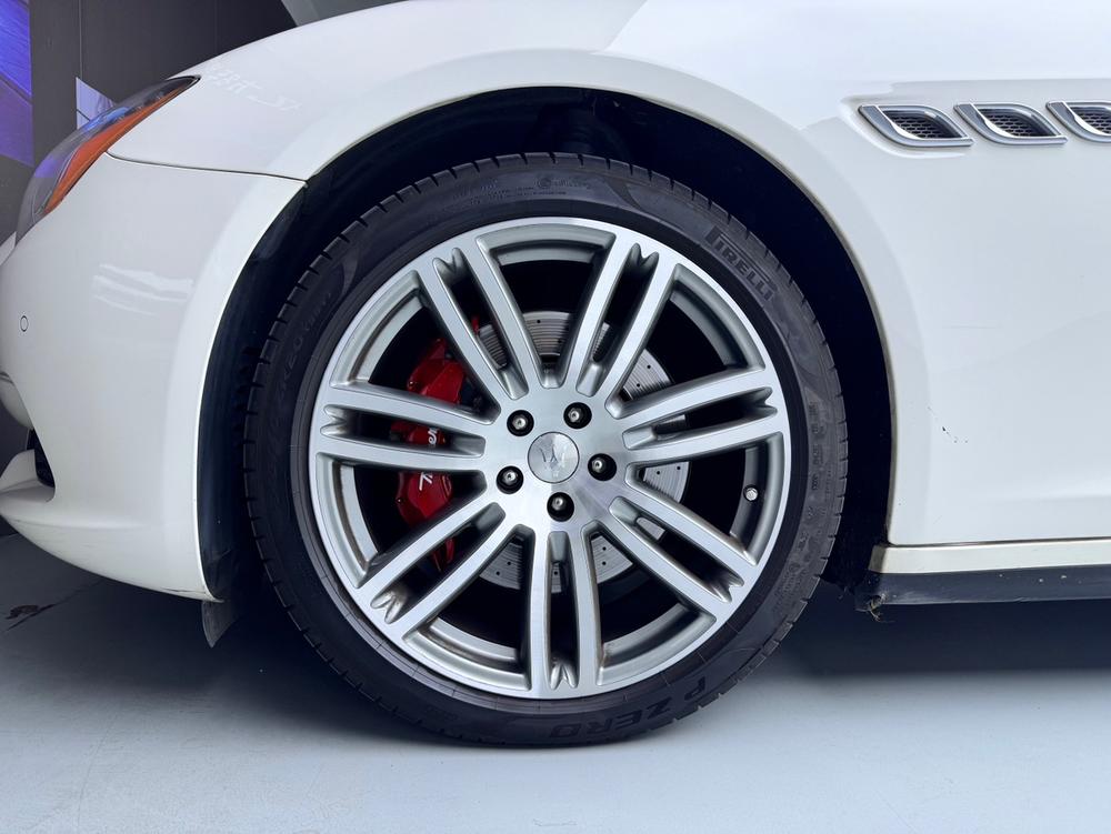Maserati Quattroporte