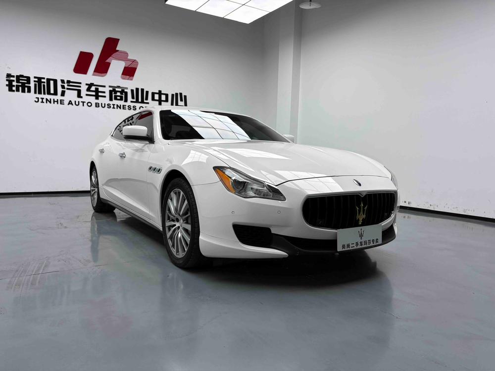 Maserati Quattroporte