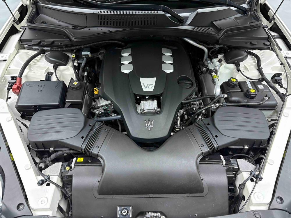 Maserati Quattroporte