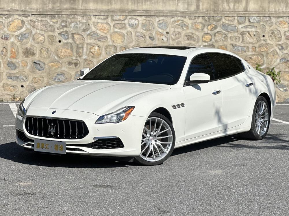 Maserati Quattroporte