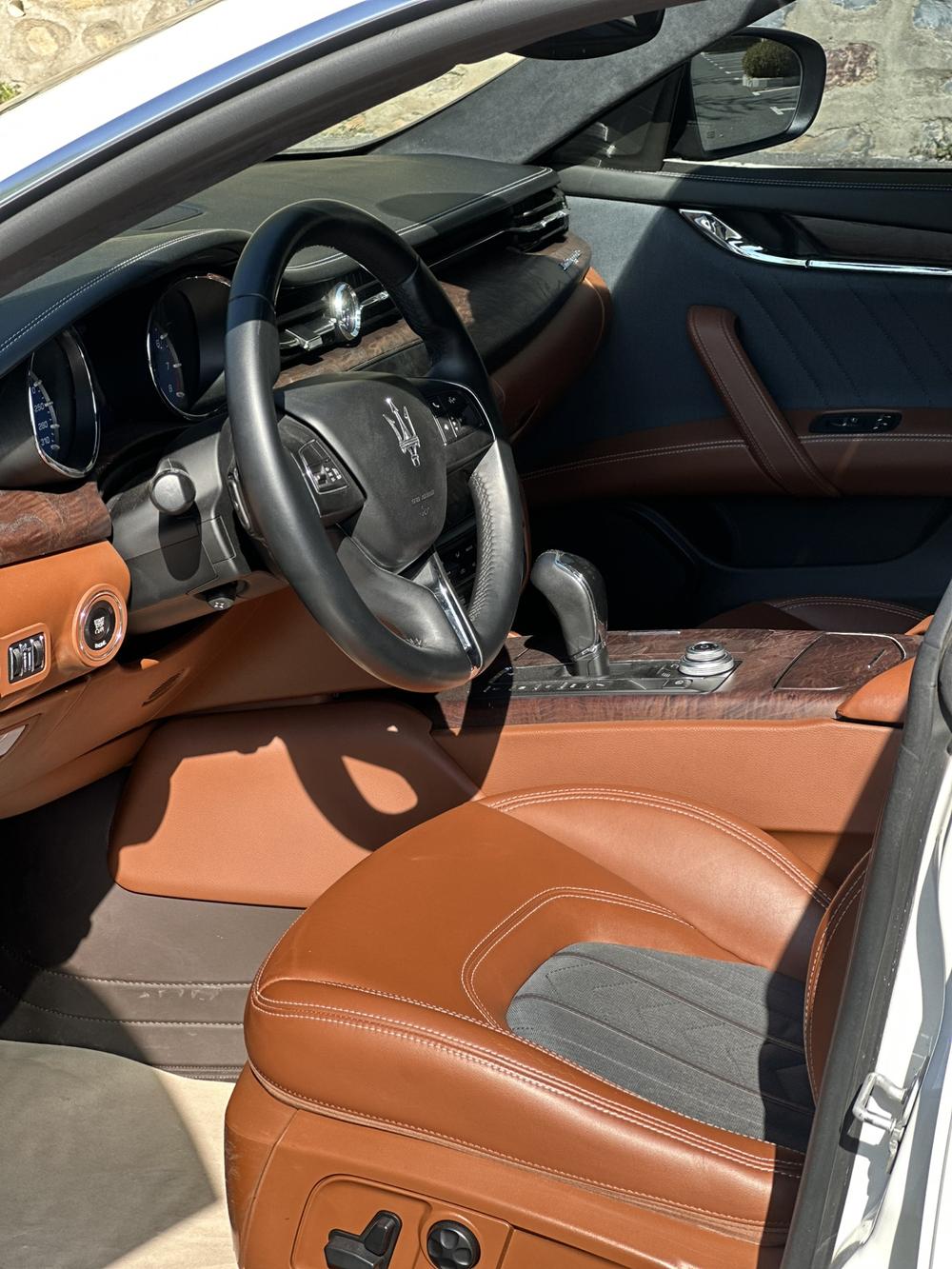 Maserati Quattroporte