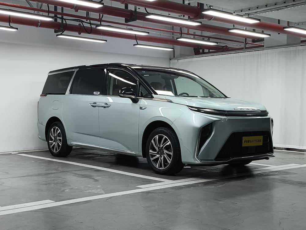 Maxus Dajia 9 Super Hybrid