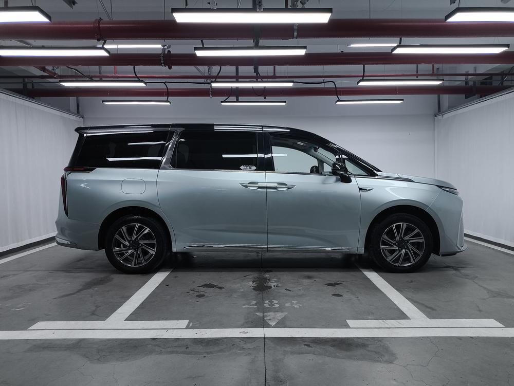 Maxus Dajia 9 Super Hybrid