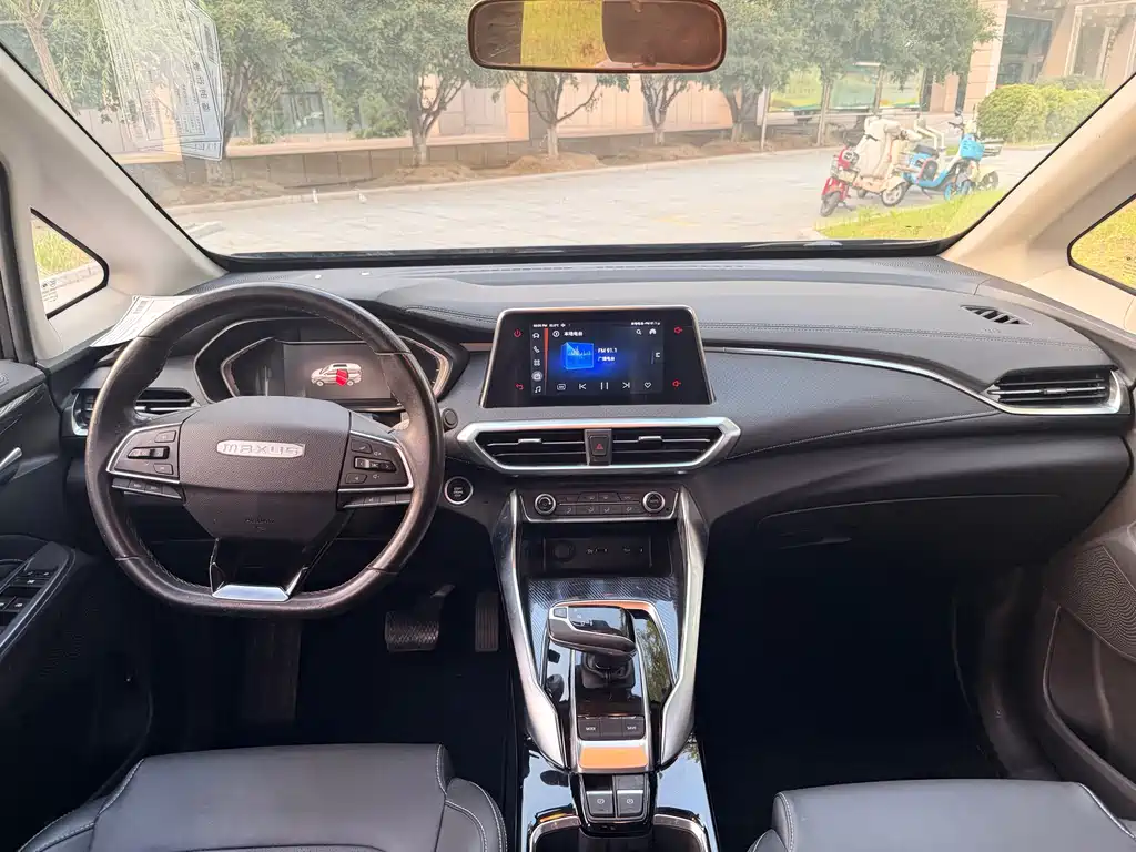 MAXUS Euniq 5