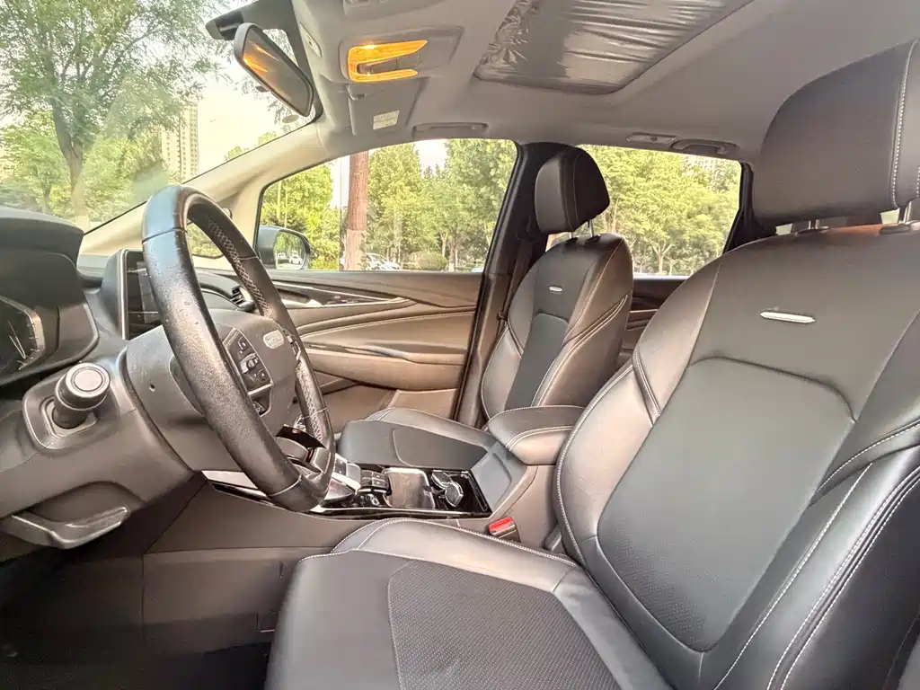 MAXUS Euniq 5