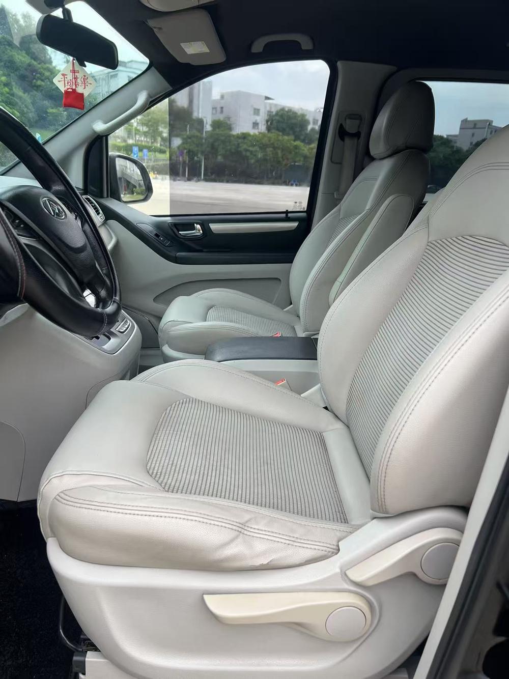 Maxus Maxus G10