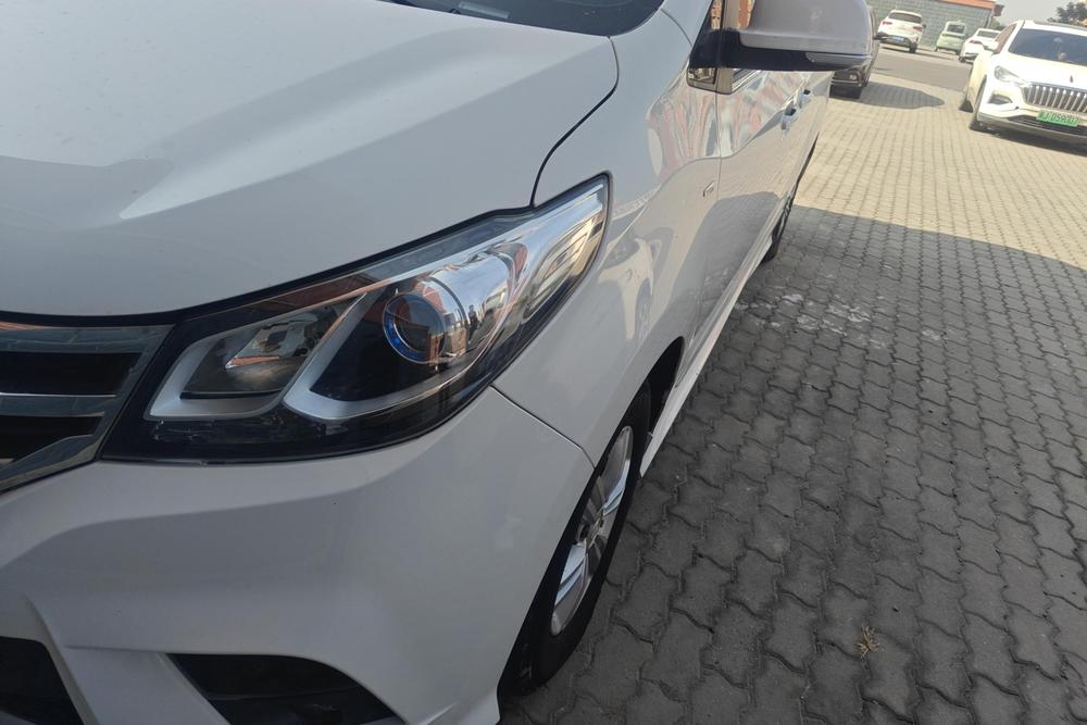 Maxus Maxus G10
