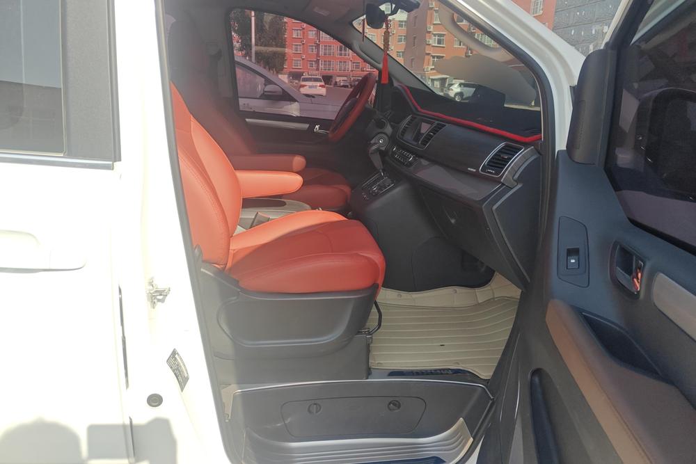 Maxus Maxus G10