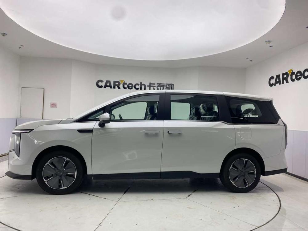 Maxus Maxus Mifa 7 Hybrid