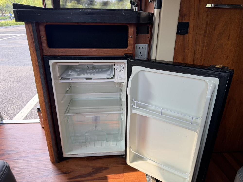 Maxus Maxus V90 RV