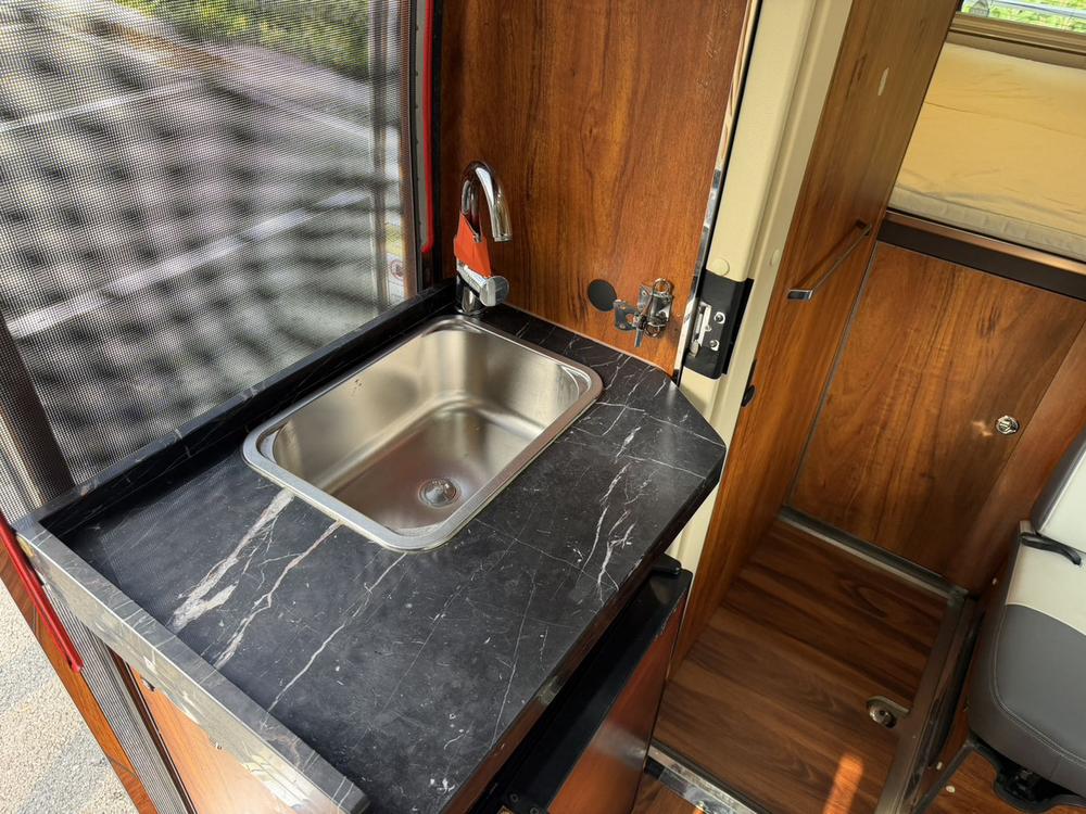 Maxus Maxus V90 RV