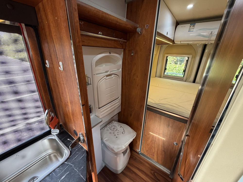 Maxus Maxus V90 RV