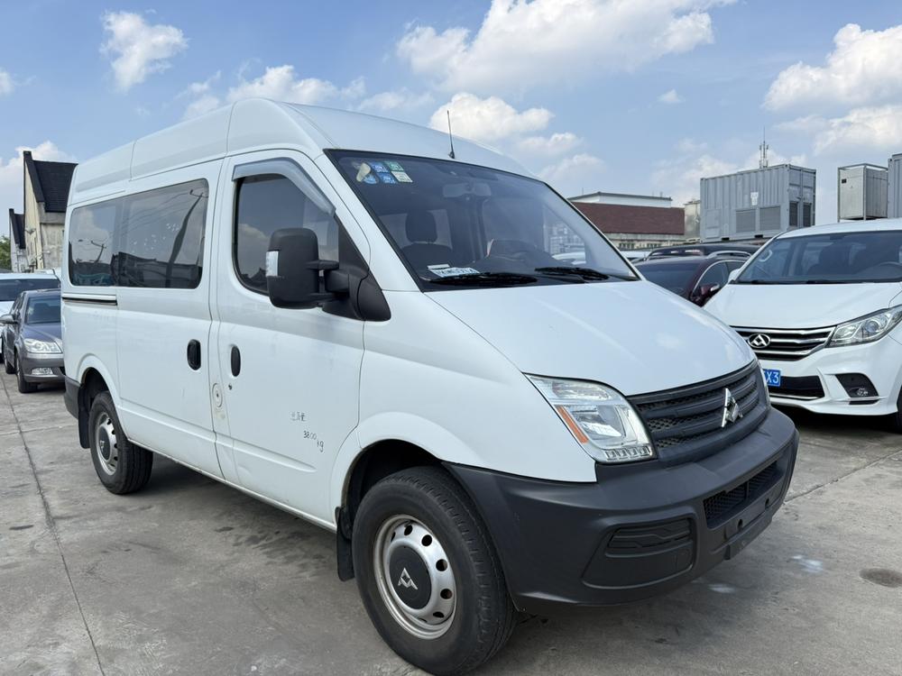 Maxus New V80