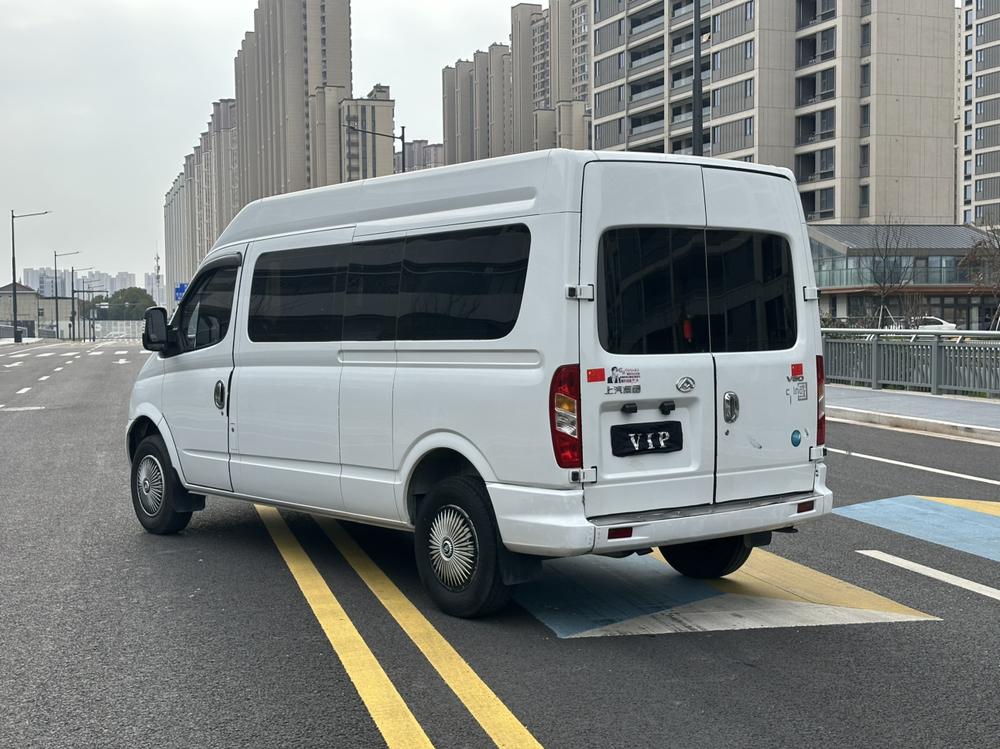 Maxus New V80