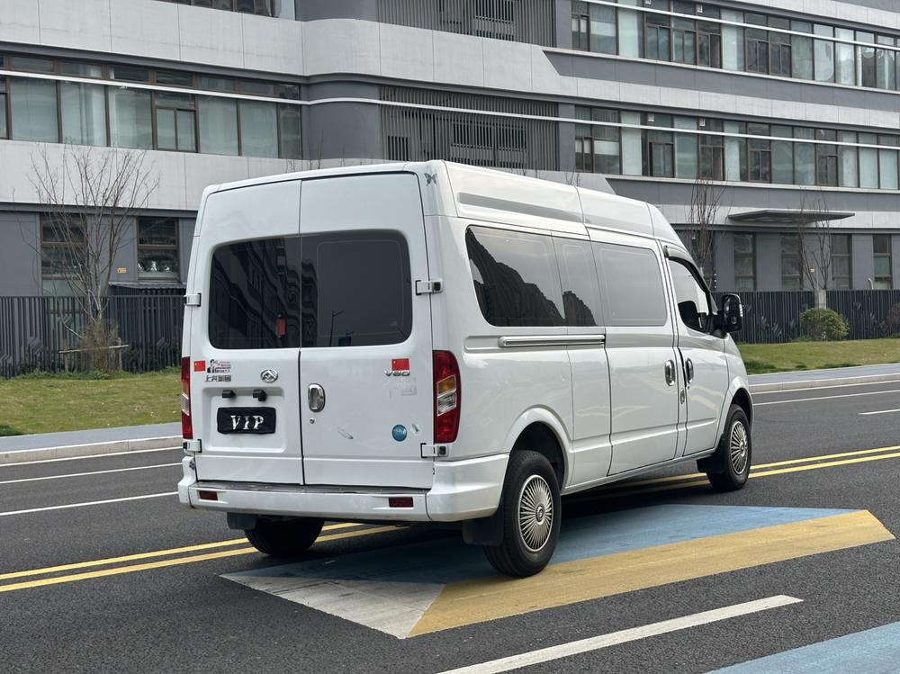 Maxus New V80