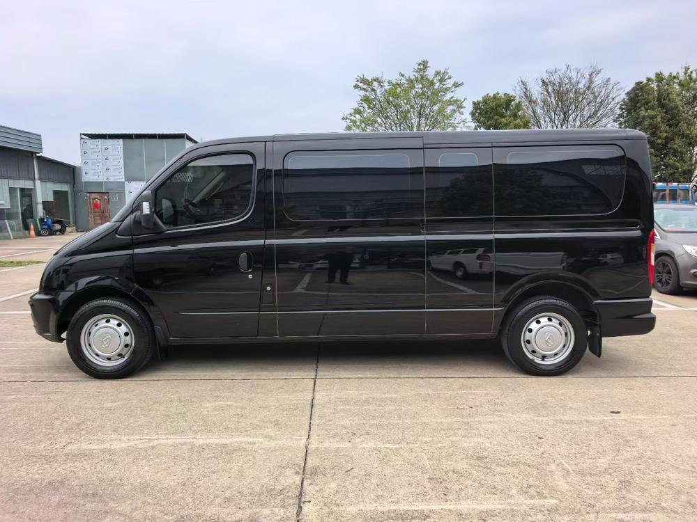 Maxus New V80