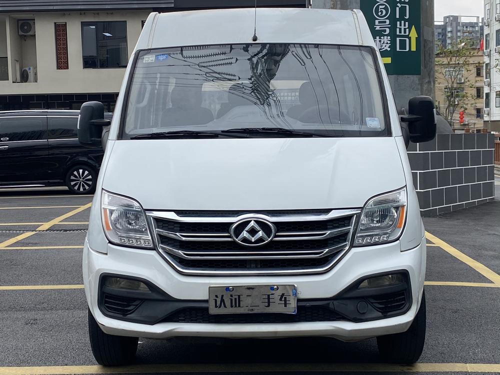 Maxus New V80