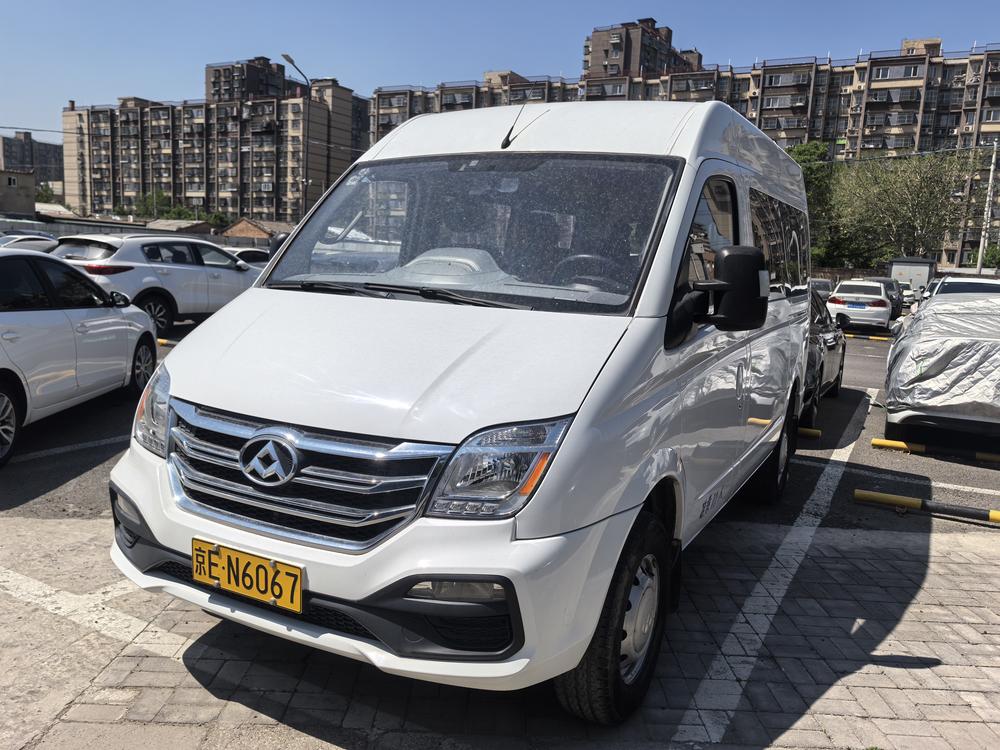 Maxus New V80