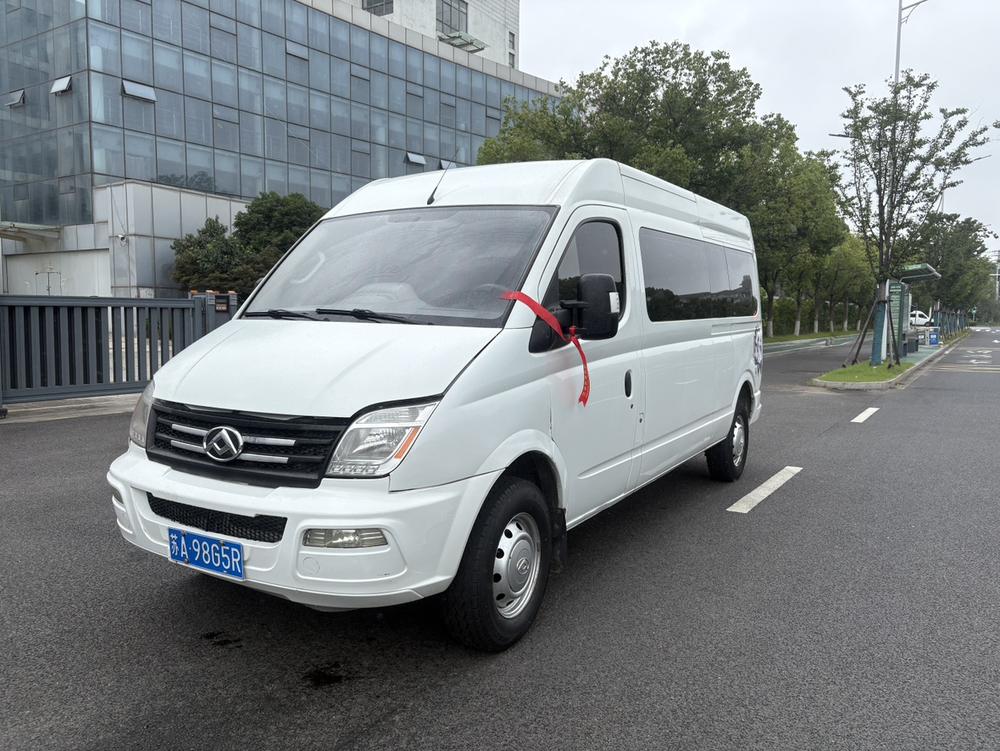 Maxus New V80