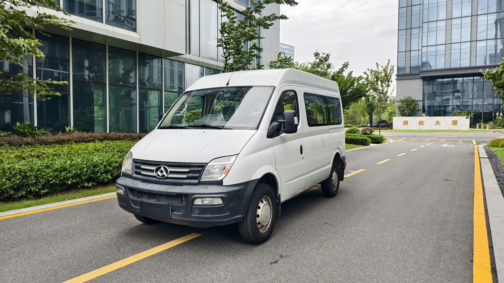 Maxus New V80