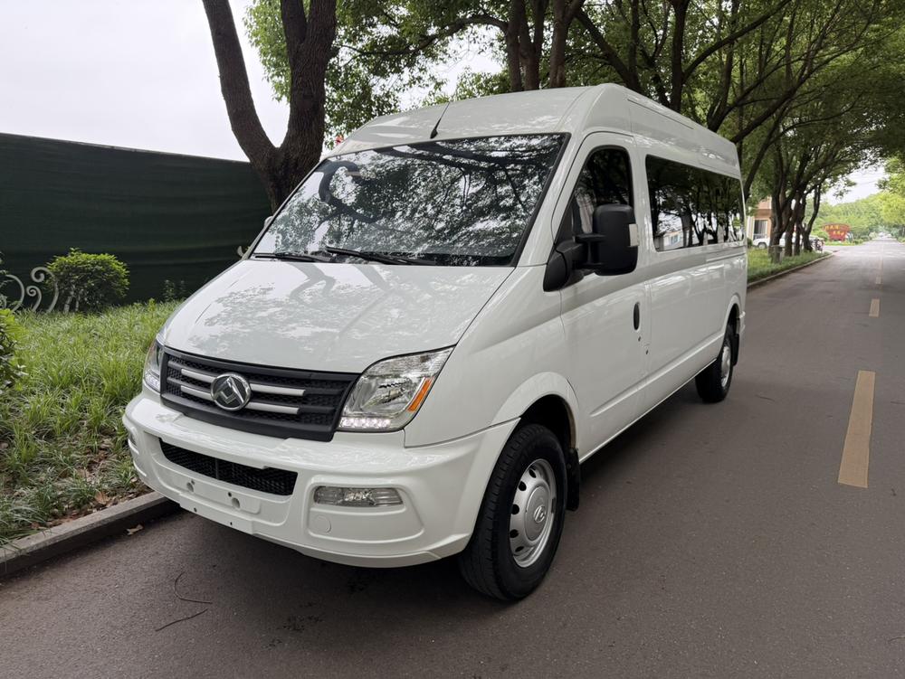 Maxus New V80