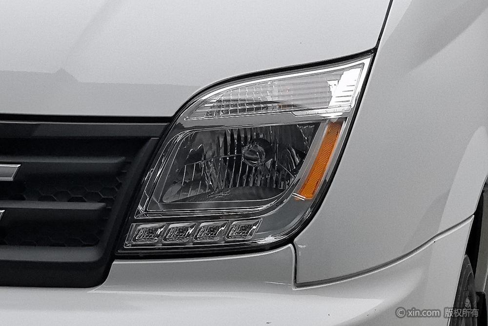 Maxus New V80