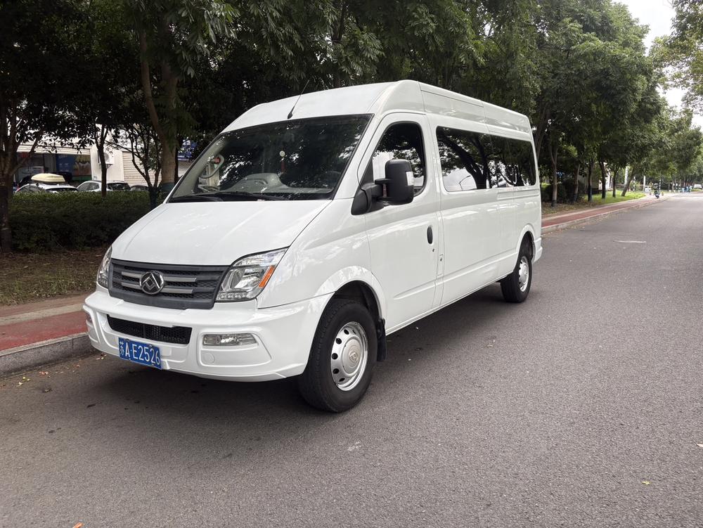 Maxus New V80