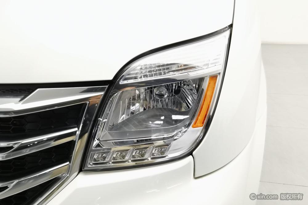 Maxus New V80