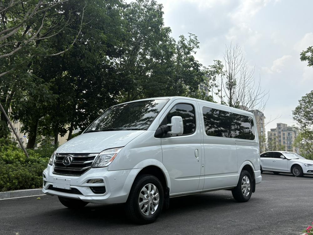 Maxus New V80
