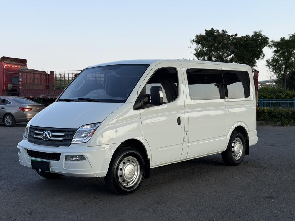Maxus New V80
