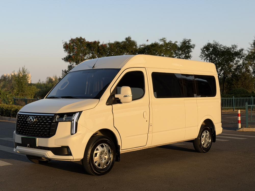 Maxus New V80