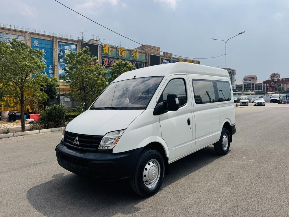 Maxus New V80