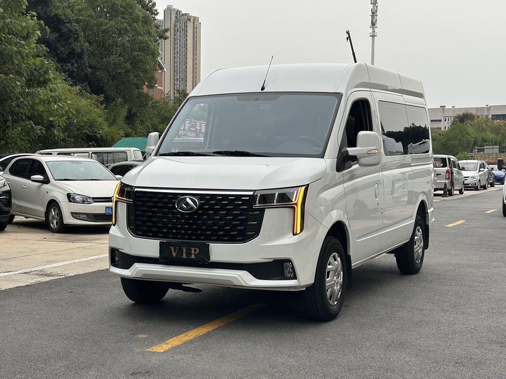 Maxus New V80