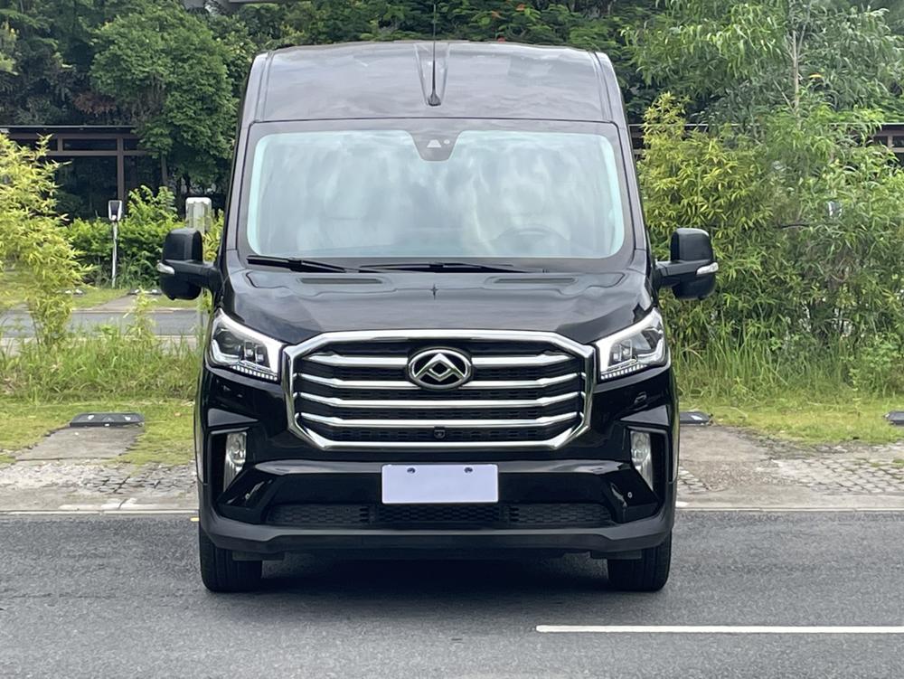 Maxus New V90